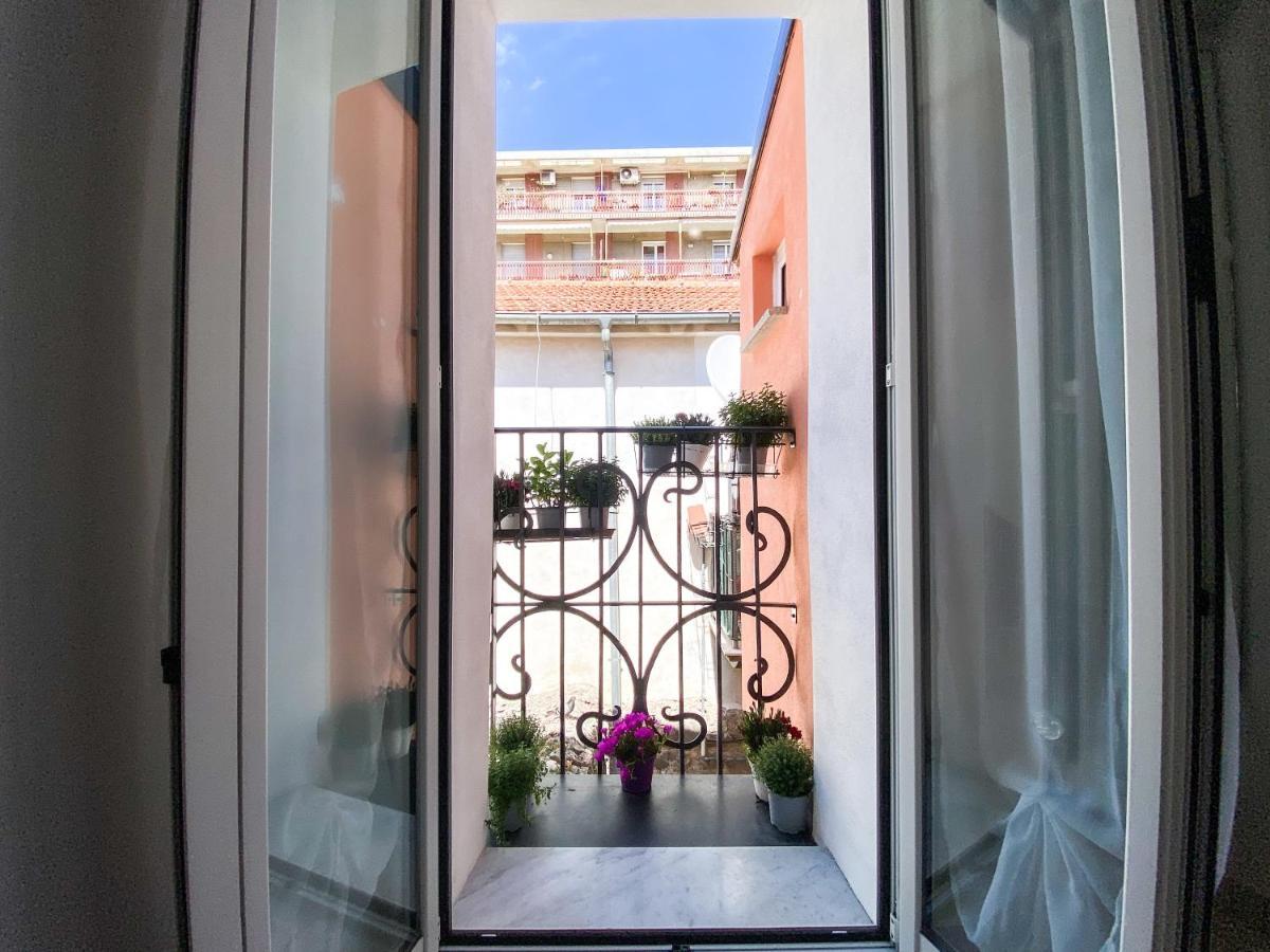 La Casetta - Appartamento Centro Storico Albenga Buitenkant foto